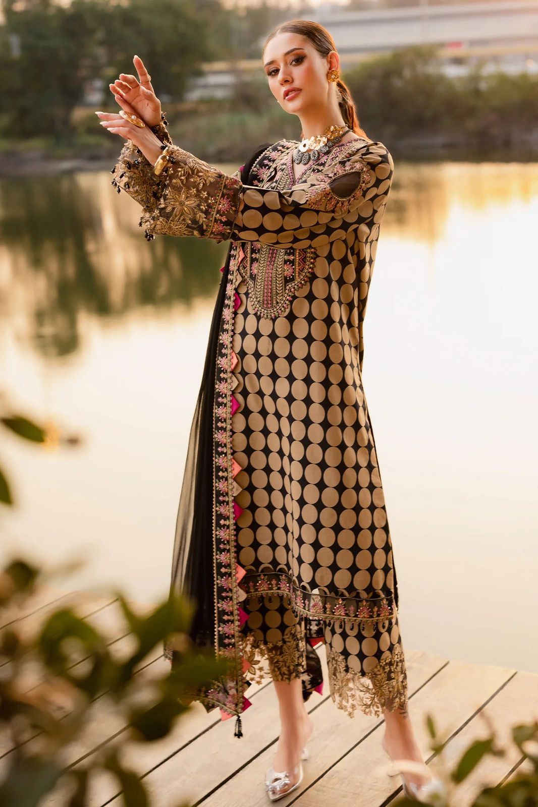 Charizma Lawn Suit 8499 - SINGHAR