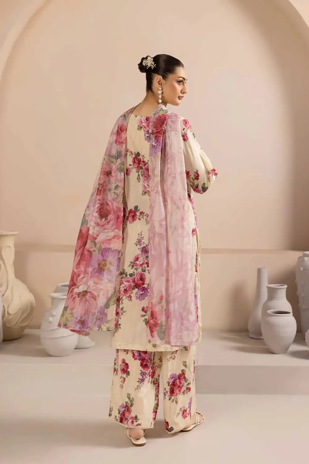 Lawn Suit Pink 8454 - SINGHAR