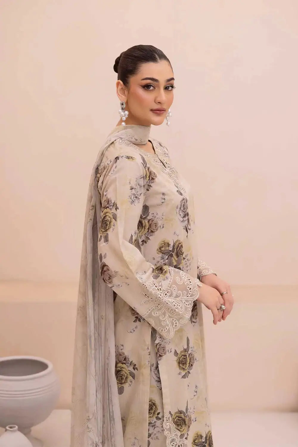 Lawn Suit Skin 8456 - SINGHAR