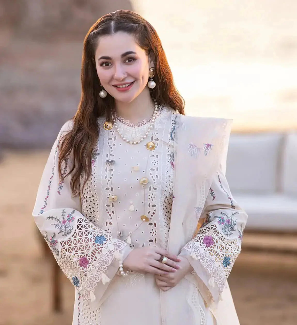 Chickankari lawn Suit 8525 SINGHAR