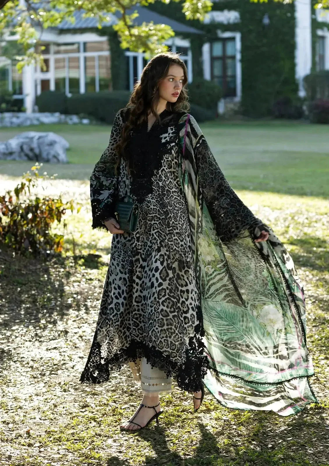 Elaf lawn suit 8510 SINGHAR