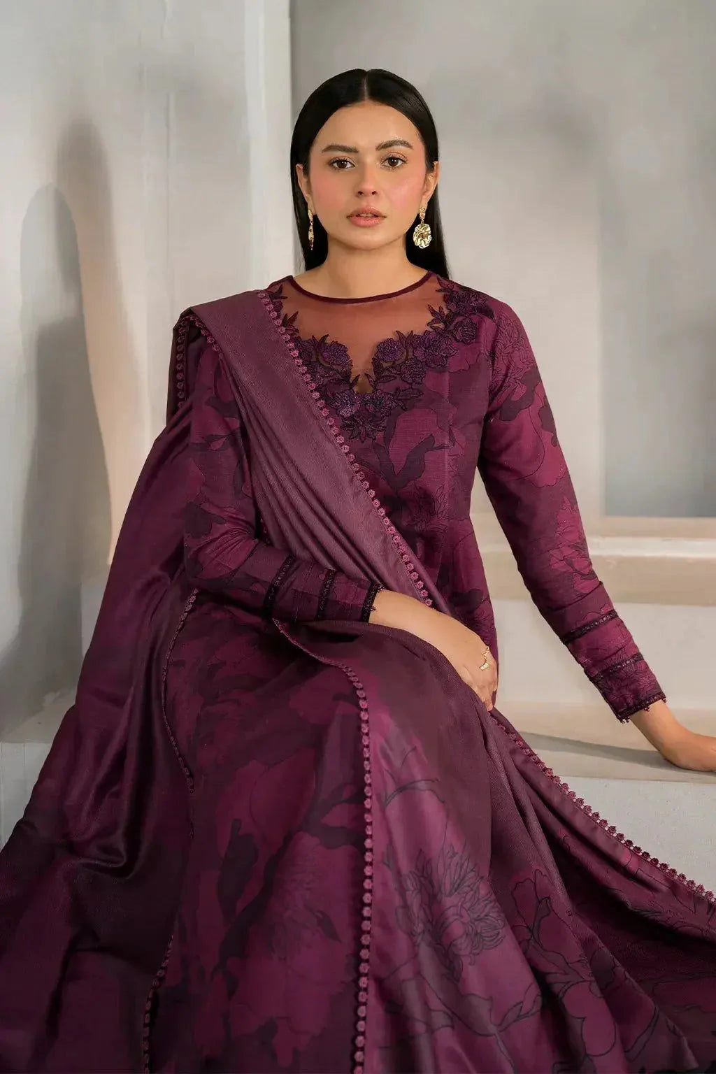 Embroidery lawn Suit
